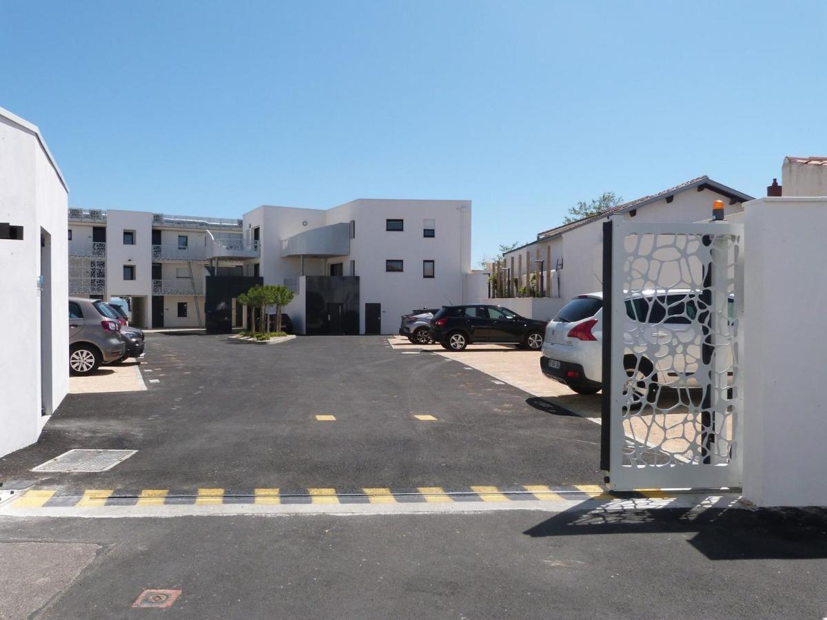 Appartement Plage, Piscine, Balcon, Animaux, Parking - Fr-1-194-201 La Tranche-sur-Mer Ngoại thất bức ảnh